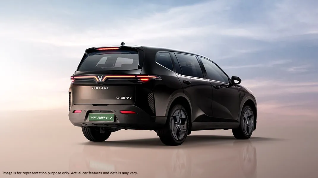 VinFast VF MPV 7 in black, rear three-quarter view
