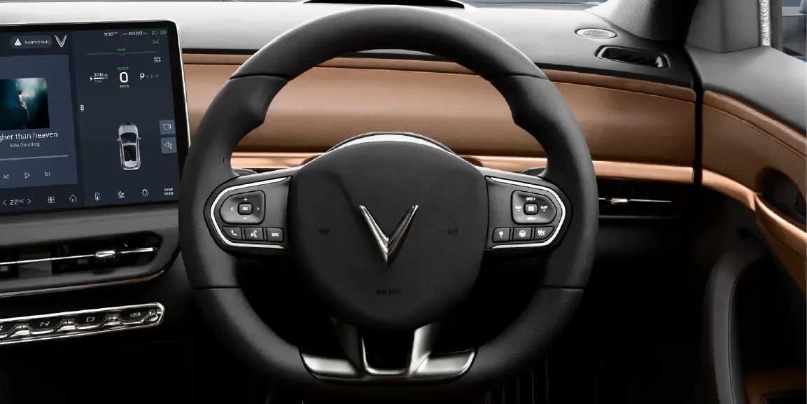 Steering wheel and dashboard of the VinFast VF 6